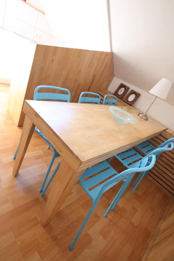 Moderne Studio Apartments Und 4 Zimmer Wohnungen In Oberhausen, Ideal Fuer Geschaeftsreisende Und Monteure Esterno foto